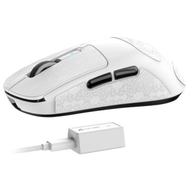 Imagem de Attack Shark R6 Mouse leve para jogos sem fio, mouse para computador com sensor PAW 3950Max com nórdico 52480, sondagem de 8 KHz, DP 42K, interruptor optaicl OMRON, carregamento USB-C, 7 botões