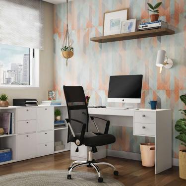 Imagem de Cadeira de Escritório Diretor Giratória Fort Liard com Braços Preta