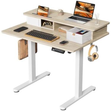 Imagem de JOY worker Mesa elétrica pequena, mesa ajustável de 89 cm x 63 cm de altura com suporte embutido para monitor e gaveta de armazenamento, mesa branca com 2 ganchos para escritório em casa, nogueira