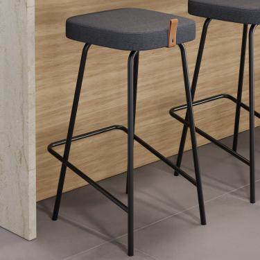 Imagem de Banqueta Média Para Cozinha Vik Estofada Linho Grafite - Abmaza