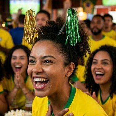 Imagem de Tiara Franja Metalizada Pom Pom Torcida Brasil Verde Amarelo Tamanho:Ú