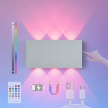 Imagem de Luminária de parede colorida RGB alimentada por bateria com arandelas magnéticas LED reguláveis por toque com controle remoto, luz de parede recarregável por USB, iluminação de parede sem fi