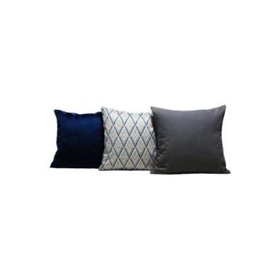 Imagem de Capas para Almofadas 60x60 Tecido Veludo Estampado Conjunto 3 Peças - 