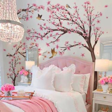 Imagem de ZARROUEA Decalques de parede de árvores grandes rosa flor de cerejeira pássaros adesivos de parede destacáveis e adesivos de arte de parede removíveis DIY vinil árvores verdes decoração de casa para