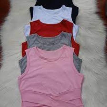 Imagem de Cropped feminino recorte na lateral sem manga viscolaycra moça - Filo 