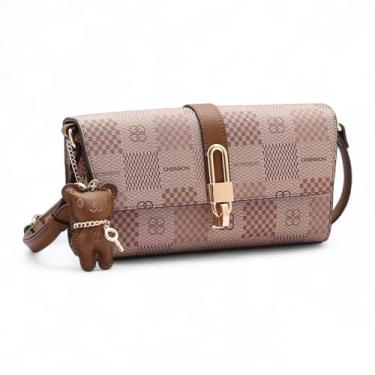 Imagem de Bolsa Transversal Feminina Estruturada, Estilo Elegante, com Monograma e Chaveiro Ursinho (Natural)