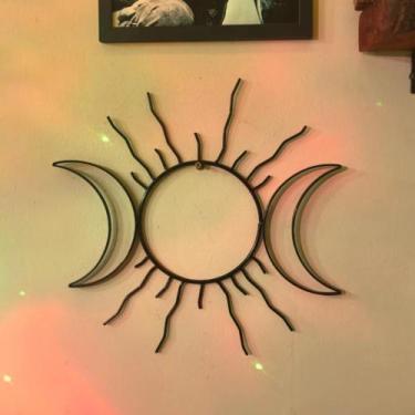 Imagem de Escultura de Parede Tríplice Lunar Grande  Arte Mística Preta para Dec