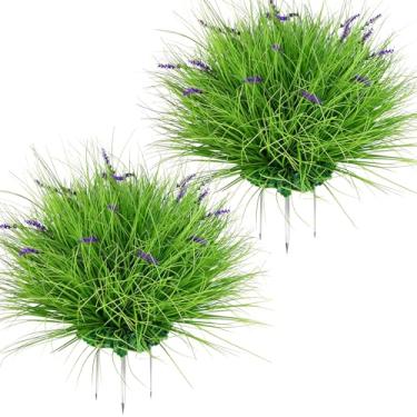 Imagem de QIANYUN Estaca de jardim de grama artificial e lavanda – Planta externa sintética de 50 cm com espigão de solo, para porta da frente, canteiros, gramado, plantadores (2, verde)