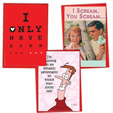 Imagem de NobleWorks - Variedade de 3 cartões bem-humorados para o Dia dos Namorados com envelopes, férias divertidas para homens, mulheres e casais, pacote variado (3 modelos, 1 cada) Love and Laughs VC10374VDG-C1x3