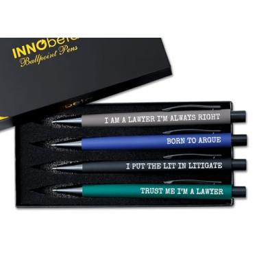Imagem de InnoBeta Conjunto de 4 canetas esferográficas, presentes engraçados para advogados, ferramentas de escritório para o dia do advogado, aniversário, Natal - Best Ever