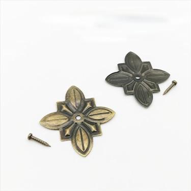 Imagem de 30 peças de latão antigo estofado para unhas caixa de madeira caixa de vinho canto sofá decorativo tack stud shim pad push pin
