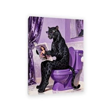 Imagem de SDYJ6GSW Tela de arte de parede animal de banheiro roxo leopardo leitura revista pintura imagens retrô engraçadas impressões de arte de banheiro para decoração de parede 100 x 70 cm (83,8 x 71,1 cm