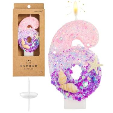 Imagem de PHD CAKE Número 6 velas roxas de aniversário na praia, celebração de festa