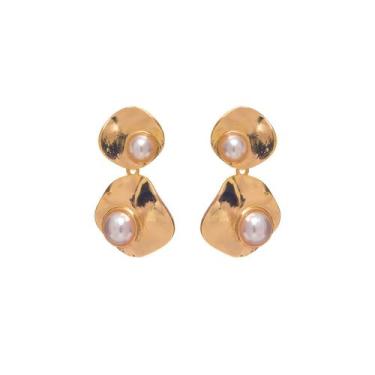 Imagem de Brinco Pendurado Martelado Com Pérolas Banhado a Ouro 18K - Papillon S