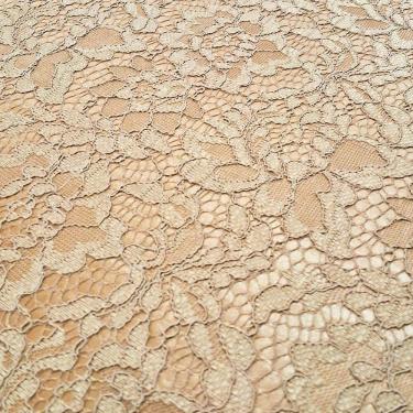 Imagem de Rolo 3 Metros Renda Suiça Forrada 95% Poliéster 5% Poliamida