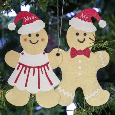 Imagem de SalemintUS Mr. and Mrs Gingerbread de madeira para enfeite de árvore de Natal