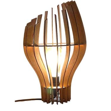 Imagem de Abajur Garra De Mesa