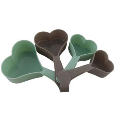 Imagem de Kit 4 Colheres Medidoras em Forma de Coração 60ML 80ML 125ML e 250ML Polipropileno BPA Free Cozinha Verde Plasvale