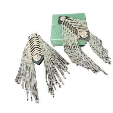 Imagem de LDDGZS Patch de ombro de corrente de franja de metal masculino e feminino, com broche de enfeite de ombro, crachá, paletó, vestido, dramatização, uniforme marinho, enfeite de ombro (silvr)