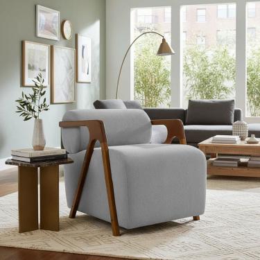 Imagem de Poltrona Chloe Decorativa Orgânica Bouclé Premium de Luxo para Sala Quarto Recepção Encosto Rolo Estrutura Amadeirada