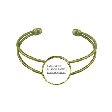 Imagem de Bracelete retrô com citação I Major In Business and Management