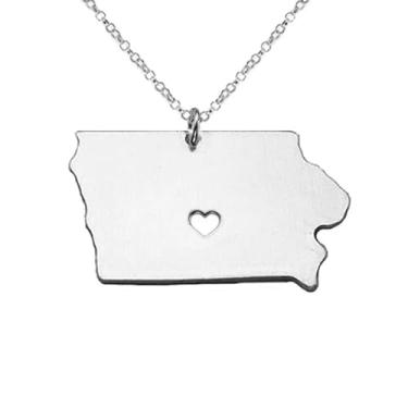 Imagem de Art Attack Colar de aço inoxidável I Love Iowa, pingente de mapa do coração do estado do Gavião Arqueiro (prata), Regular, Aço inoxidável, Sem Pedra Preciosa