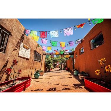 Imagem de Cenário do Novo México Histórico Cidade Velha Rua Antiga Edifícios do México Fundo Fotográfico Colorido Cortado em Papel Fiesta Mexicana Cenário de Carnaval Decoração de Festa Mexicana Adereços 2,1 x