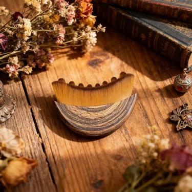 Imagem de Pincel de rosto linfático e ferramenta de maquiagem para contorno - Pincel facial de uso duplo para mistura de maquiagem e preparação da pele