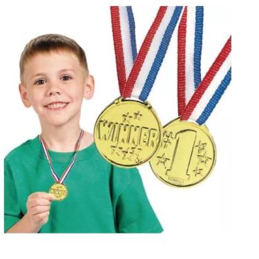 Imagem de Kit 4 medalhas para brincadeira de campeão vencedor cor ouro