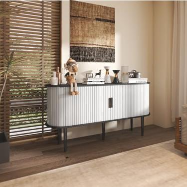 Imagem de Armário de armazenamento de tambour de 137 cm, suporte de TV curvado moderno com prateleira ajustável, armário buffet com portas deslizantes caneladas, mesa de console de bar Tambour para entrada da