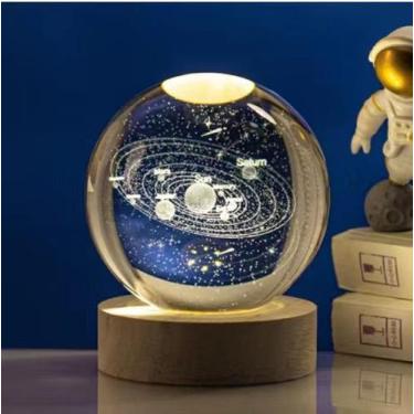 Imagem de Luminária Bola de Cristal De Mesa LED Base Madeira Enfeite Decorativo 