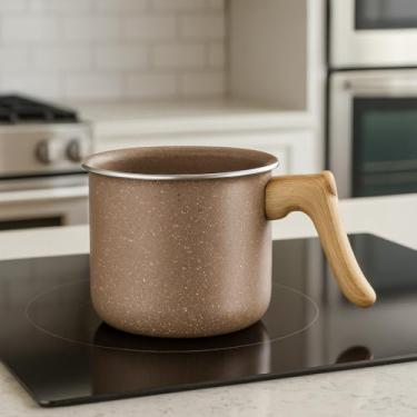 Imagem de Leiteira Antiaderente 14cm Linha Marble para Fogão de Indução com Cabo de Madeira – Ideal para Leite, Molhos e Pequenas Porções