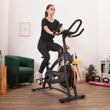 Imagem de Bicicleta Spinning Athletic Advanced 2200BS com Transmissão por Corrente Suporta 120kg para Casa Ou Condomínio