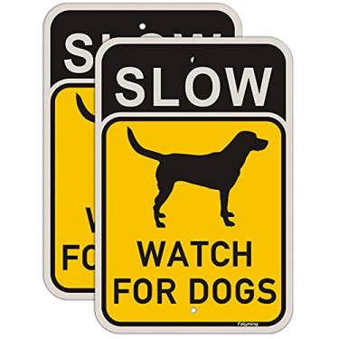 Imagem de 2 Pack Slow Watch For Dogs Sign 18 x 12 Inches Slow Down Dogs at Play Signs Metal Reflective Rust Aluminum Weatherproof UV Protected Durable Ink Easy Mounting Indoor Outdoor Use