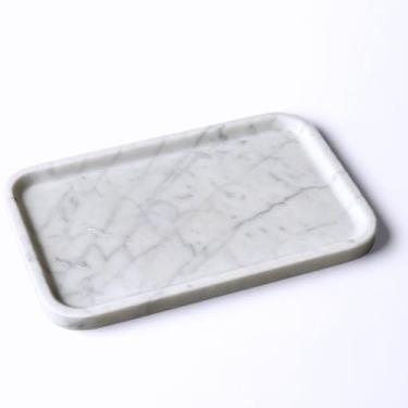 Imagem de EXCHUES Bandeja de mármore natural, placa de servir retangular com bordas elevadas internas, organizadores e armazenamento de banheiro, pedra para decoração de bancada de cozinha doméstica (branco
