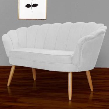 Imagem de Namoradeira Estofada Pés Palito Para Sala de Estar Pétala Suede Branco