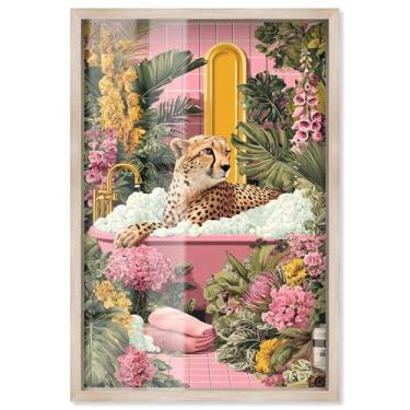 Imagem de Arte de parede de banheiro com estampa Cheetah and the Bubbles II Shadowbox por Art Remedy, moldura loira, 28 x 40 cm