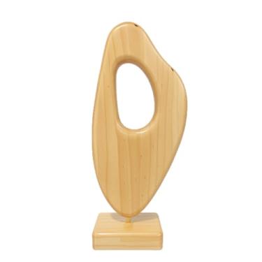 Imagem de Escultura Decorativa De Estante Forma Orgânica Abstrata Em Madeira Com Suporte Cor:Pinus Com Verniz Incolor;Tamanho:11,4