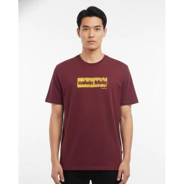 Imagem de Camiseta Calvin Klein masculina Ck Jeans New York City - cor vinho - 4RC819G-601-Masculino