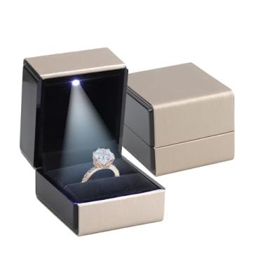 Imagem de Caixa de anel de ouro quadrada em forma de caixa nova com luz LED 5 x 5 x 6 cm - caixa de anel de joias melhor para exibições de joias - caixas de presente para o dia das mães, noivado, aniversário e
