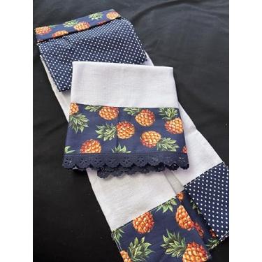 Imagem de Pano de prato + bate mão de Tecido com Estampa de Abacaxi e Poá, Azul Marinho e Branco, Borda de Renda, Kit com 2Peças, Tema Tropical