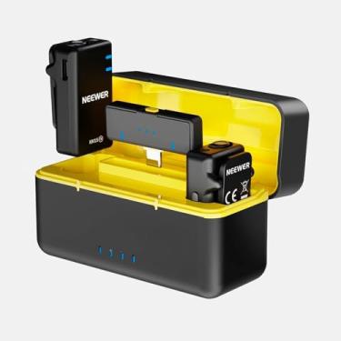 Imagem de Microfone Lapela Sem Fio Neewer KM15 Preto, Compatível com iPhone 15, Android e iPad, Conexão USB-C, Cancelamento Ruído, Transmissão Longo Alcance, Estojo Carregamento, Ideal para Vídeos