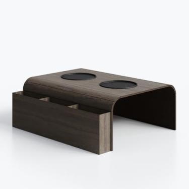 Imagem de Porta Copos para Sofá Jogo 2 em 1 - Esteira Organizadora para Braço de Sofá com Suporte para Copo, Controle e Celular - Antiderrapante e Resistente(1 Est. Porta Controle Tabaco)