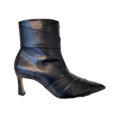 Imagem de Bota Feminina Salto Fino Alto Bico Fino em Couro Preta Social