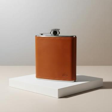 Imagem de Cantil de Bolso 175ml em Aço Inox com Revestimento em Couro – Estilo, Durabilidade e Praticidade