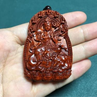 Imagem de FENNYYAR Pingente Guanyin de jacarandá zodíaco guanyin esculpido em madeira estátua de Buda GoodLucky colar amuleto
