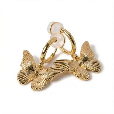 Imagem de Brincos de pressão de ouro – Joia elegante, confortável, não perfurada para mulheres