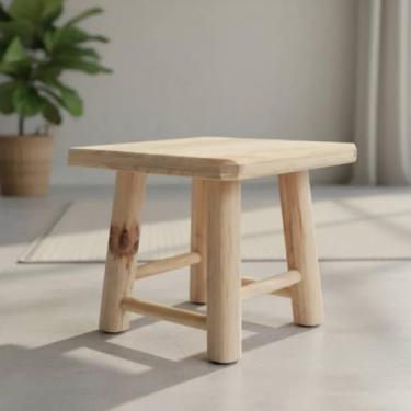 Imagem de Banquinho Infantil em Madeira Pinus Cru Banqueta Baixa Artesanal 24x21Cm Cagema