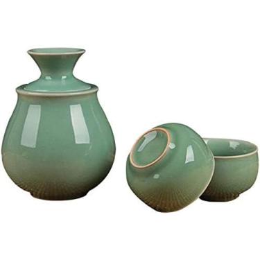 Imagem de Conjunto de copos de saquê japoneses 4 peças elegantes taças de vinho Celadon com caixa de presente, inclui 1 pote de saquê 2 peças de copos de saquê 1 conjunto de panela de saquê mais quente