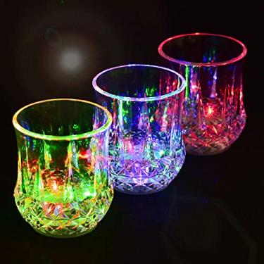 Imagem de Yosoo 123 copos que acendem com flash, luz automática com mudança de cor LED copo piscante caneca com sensor de água para bar festa suprimentos presente
